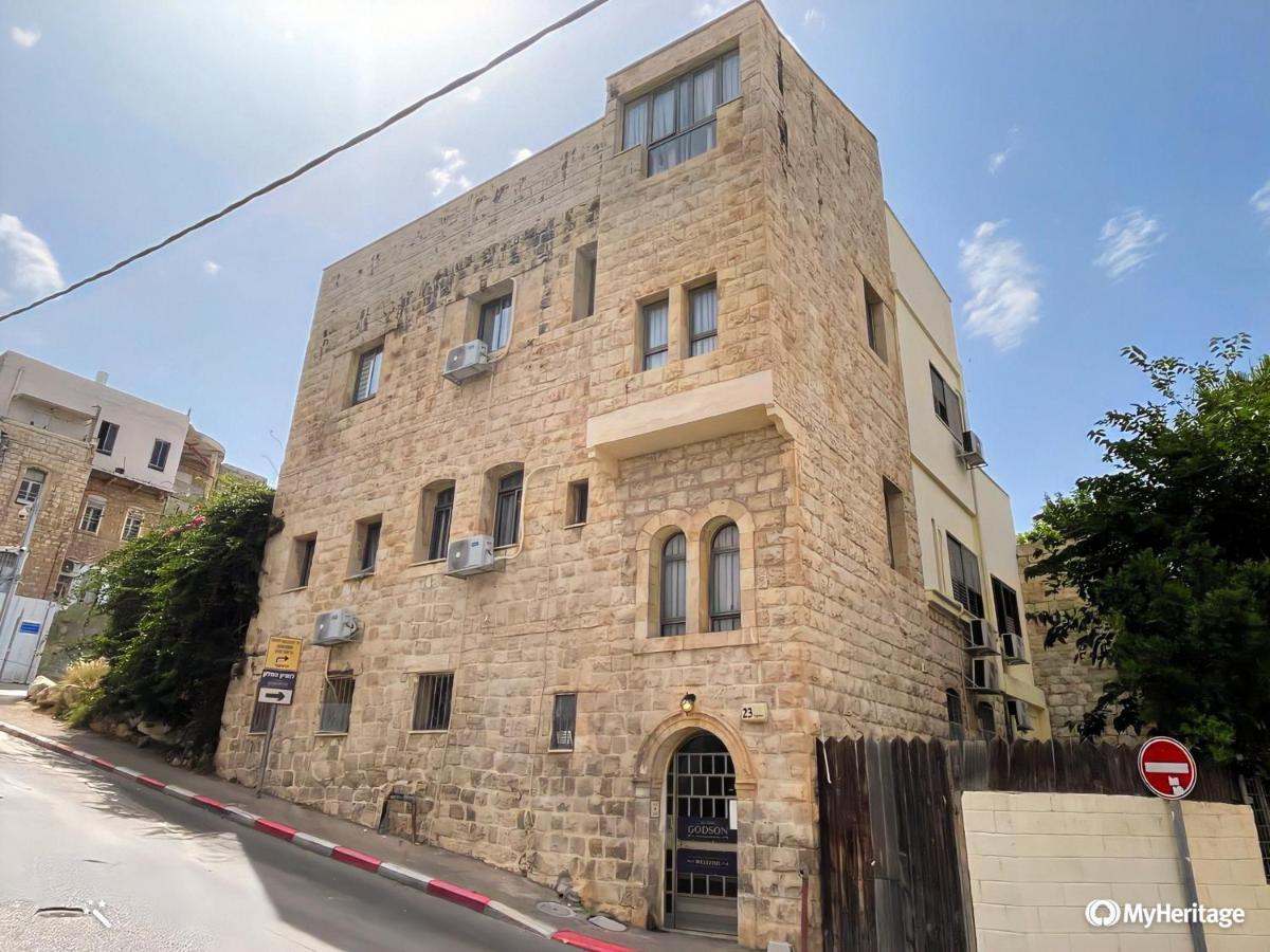 Godson Talpiot Aparthotel Haifa Exteriör bild