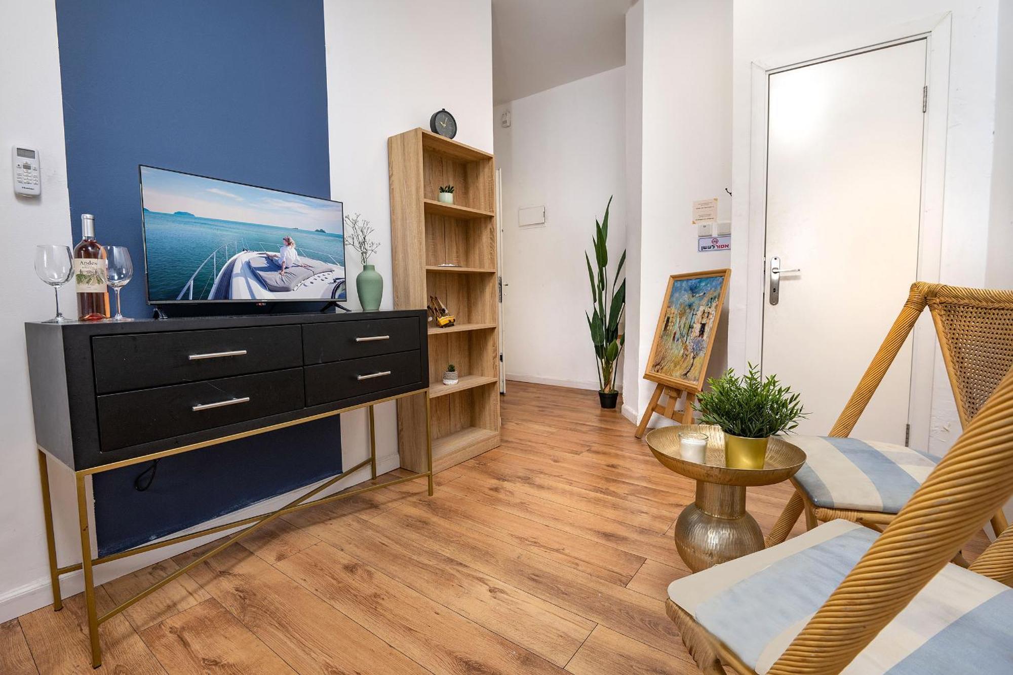 Godson Talpiot Aparthotel Haifa Exteriör bild