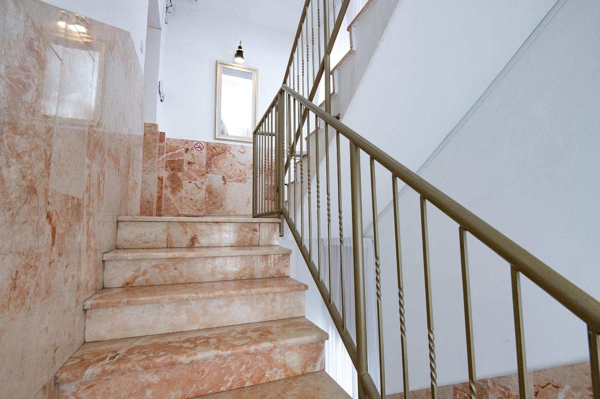 Godson Talpiot Aparthotel Haifa Exteriör bild